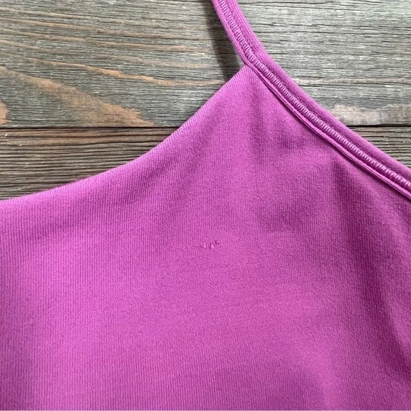 Lululemon Power Pose Tank in Moss Rose - Picture 7 of 9